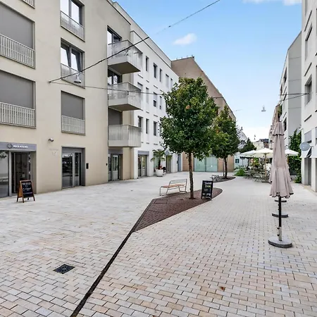 Historic Center - Near Castle & River Apartamento